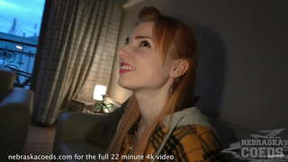 Nouvelle marque de gingembre fille riki première vidéo explicite de la masturbation avec des gros plans