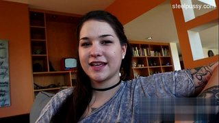 Prietena drăguț primul adanc pe gat