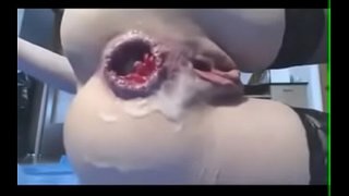 Thiếu niên nắm tay đấm cô ấy vào tuyệt vời thủ