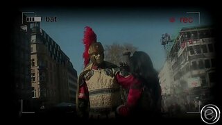 Diễn viên, Tất Ngọt nói với bạn riêng tư, và cho thấy đoạn trích từ phim của mình