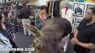 XXXPAWN - Họ Không bao giờ Có Được Với Một Người đàn ông Trước, Nhưng Họ Cần Tiền