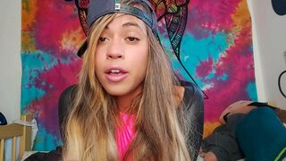 ДАР ҲАМКОРӢ БО МУХЛИСОНИ ИН