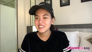 ���ທສາວ trims beaver ແລະໄດ້ຮັບ creampied