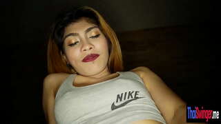 Vă permite să înregistrați cu una mica dracu el i-a spus soția Thai