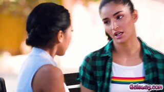 ���ຫຼົ່າແລະນາງວາງແຜນທີ່ຈະສິ້ນເຊີງການສະກົດຄໍາ